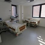 Болничка соба за пациенти во Болница Неуромедика (2)