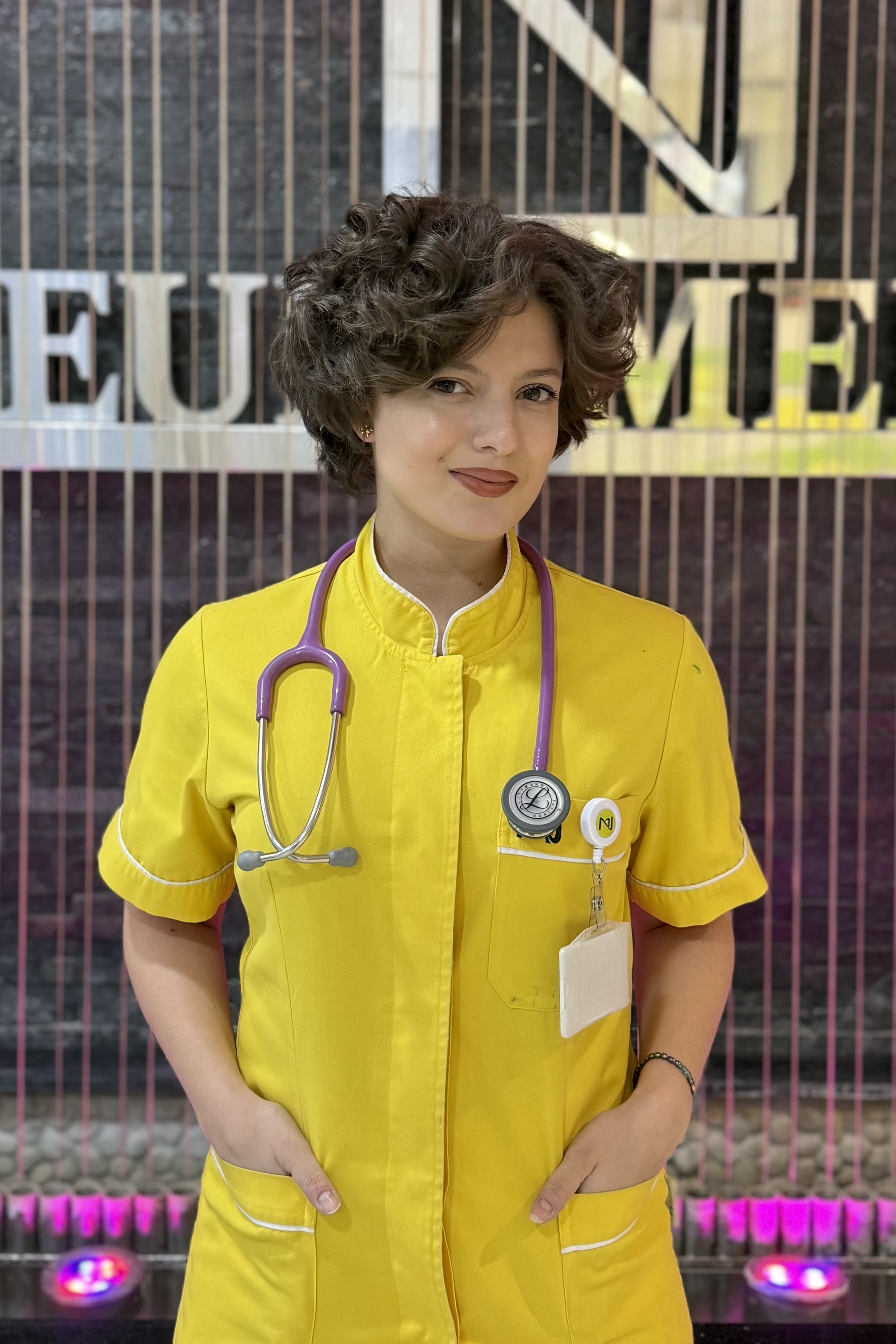 D R Veronika Stanoevska